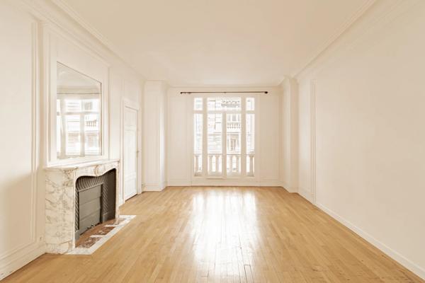 Appartement Paris 17 e - COURCELLES / TERNES / PARC MONCEAU