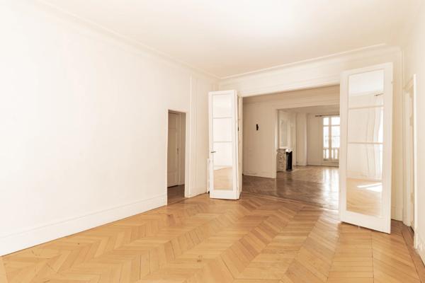 Appartement Paris 17 e - COURCELLES / TERNES / PARC MONCEAU