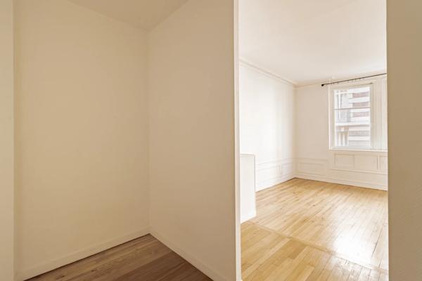 Appartement Paris 17 e - COURCELLES / TERNES / PARC MONCEAU