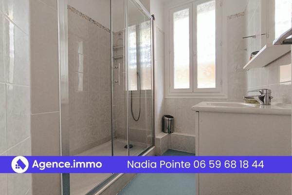 À vendre - Maison traditionnelle, 10 pièces située à Argelès-Gazost (65400)