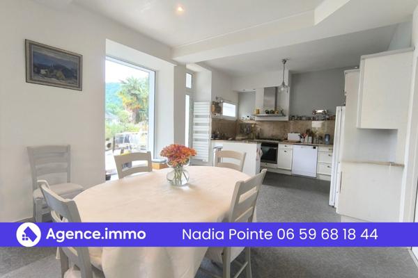 À vendre - Maison traditionnelle, 10 pièces située à Argelès-Gazost (65400)