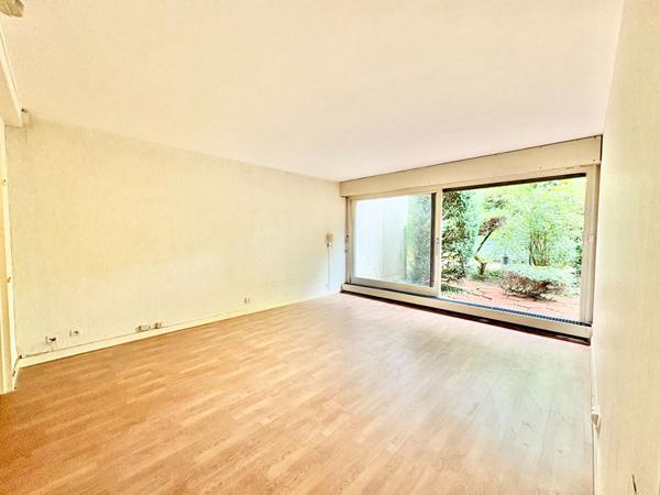 Appartement Verrieres Le Buisson 2 pièce(s) 59 m2