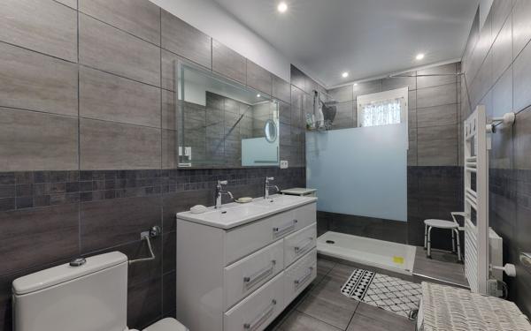 Maison à vendre    5 pièces • 140 m2 Gignac-la-Nerthe