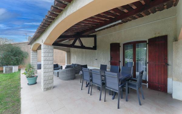 Maison à vendre    5 pièces • 140 m2 Gignac-la-Nerthe