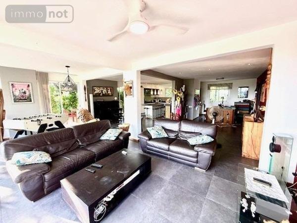 Maison à vendre à Saint-Gilles-les-Bains à la Réunion (97434), ref : 97410-1093974