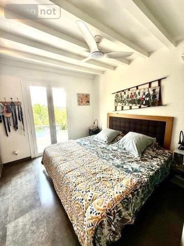 Maison à vendre à Saint-Gilles-les-Bains à la Réunion (97434), ref : 97410-1093974