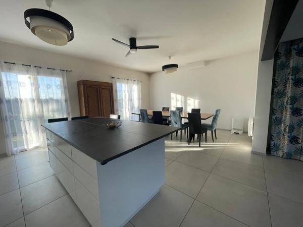 Maison à vendre 6 chambres ,  205 m2 sur terrain de 5000 m2