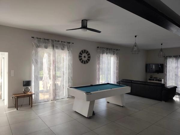 Maison à vendre 6 chambres ,  205 m2 sur terrain de 5000 m2