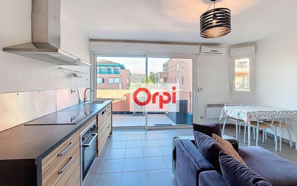 Appartement à louer    3 pièces • 49 m2 Porto-Vecchio