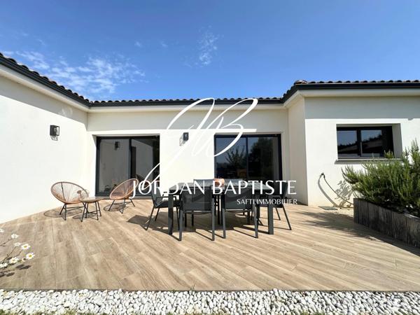 Maison contemporaine de plain-pied à Lamotte-Cap-de-Ville