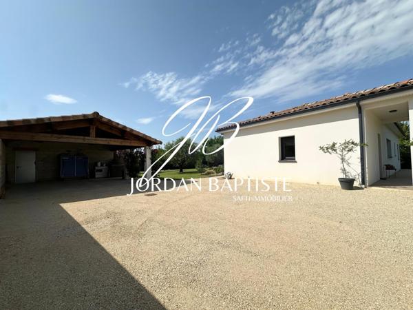 Maison contemporaine de plain-pied à Lamotte-Cap-de-Ville