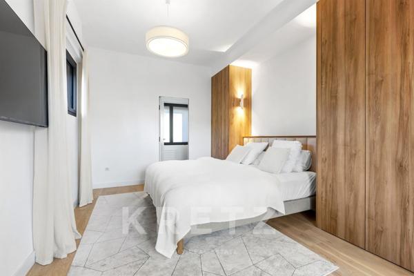 Un Joyau Contemporain à la Bouillabaisse Saint Tropez