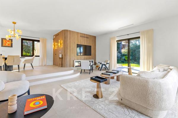 Un Joyau Contemporain à la Bouillabaisse Saint Tropez