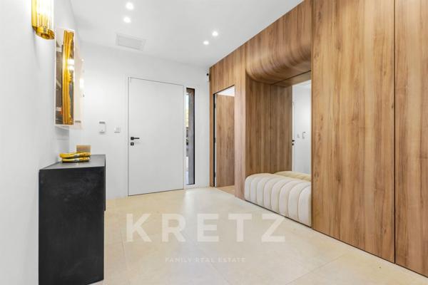 Un Joyau Contemporain à la Bouillabaisse Saint Tropez