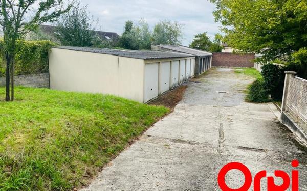 Stationnement à louer    15 m2 Laon