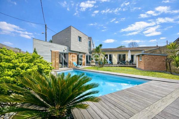 Maison d'architecte Lumière et élégance au coeur de Talence