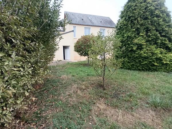 LOUÉ CENTRE Maison familiale avec terrain