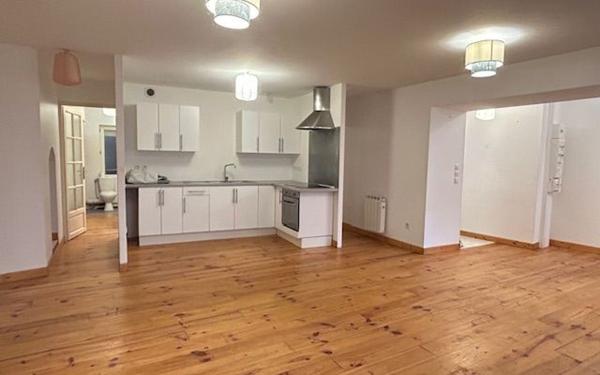 Appartement à vendre    3 pièces • 65,28 m2 Voiron