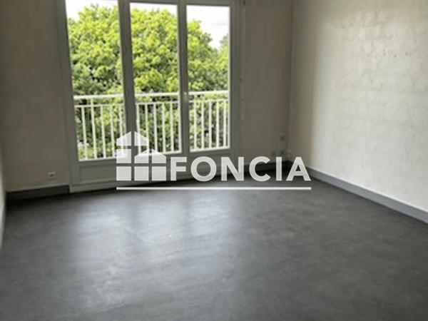 Location Appartement 2 pièces 39 m² - 4 RUE DU MAINE Quimper 29000