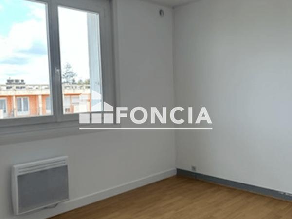 Location Appartement 2 pièces 39 m² - 4 RUE DU MAINE Quimper 29000