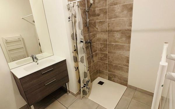 Appartement à vendre    2 pièces • 38,50 m2 Lyon 7