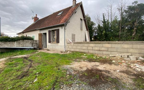 Maison à vendre    1 pièce •  Devay