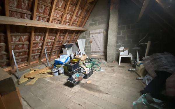 Maison à vendre    1 pièce •  Devay