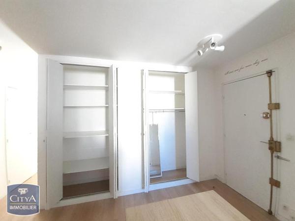 Appartement à louer 2 pièces 51.5m²