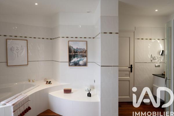 Maison à vendre 20 pièces 523 m² Montguyon