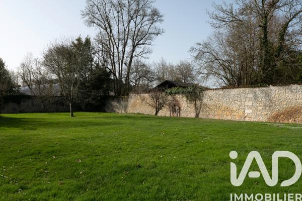 Maison à vendre 20 pièces 523 m² Montguyon