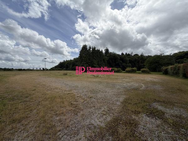 LOCAL D'ACTIVITÉ - 340 m² - LANGUIDIC