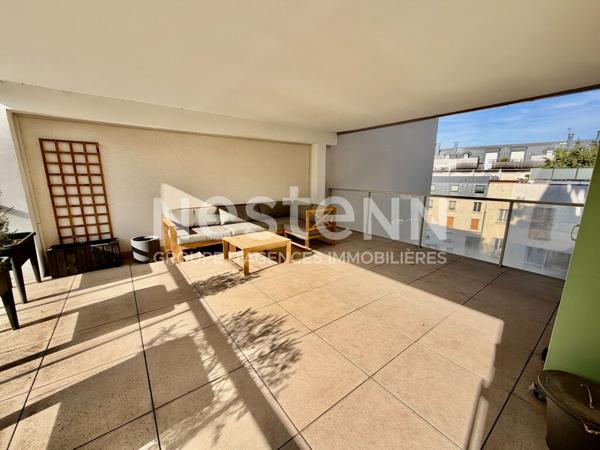 Appartement 4P 81 m2 avec terrasse de 34 m2 et 2 parkings