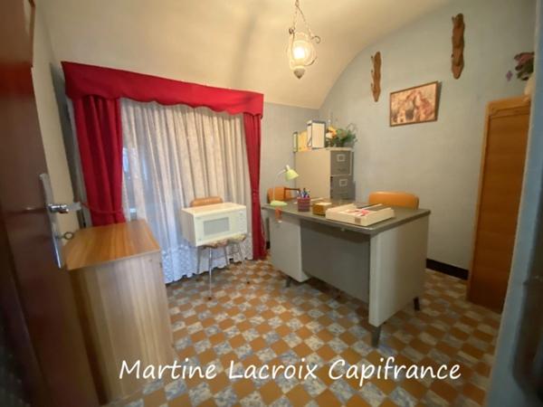 Dpt SARTHE (72), à vendre LA FERTÉ-BERNARD - MAISON DE VILLE P8 de 167 m² - Terrain de 330 M²