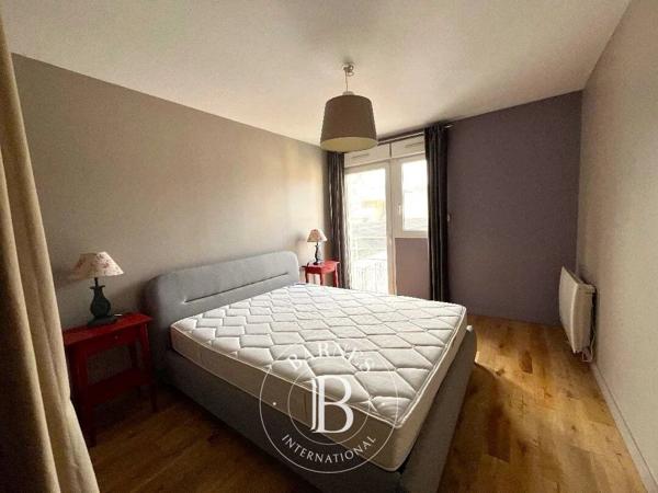 Tours, Appartement 1 Chambre -  66 m² à vendre
