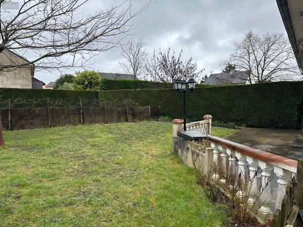 Maison individuelle à vendre à Cinq-Mars-la-Pile dans l'Indre-et-Loire (37130), ref : 37049-116