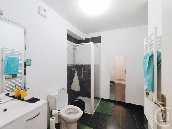 Appartement F1 à vendre  1 pièce - 30,27 m2 LA CHAPELLE ST MESMIN - 45