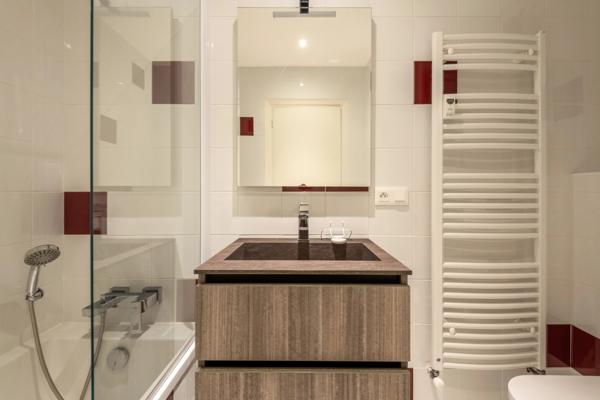 Lyon 2 - Quai de Saône - Appartement de 144 m² au 5 ème étage avec balcon - 3 chambres - Garage