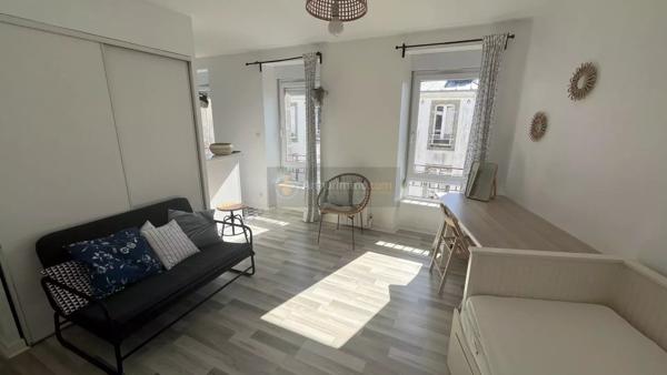 Vente                                                      Appartement
                        
                     1 pièces                      26 m2                     à Brest