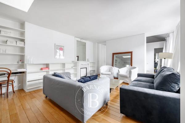 Paris 1er, Appartement 1 Chambre -  52 m² à vendre