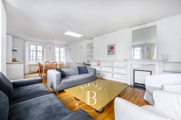 Paris 1er, Appartement 1 Chambre -  52 m² à vendre
