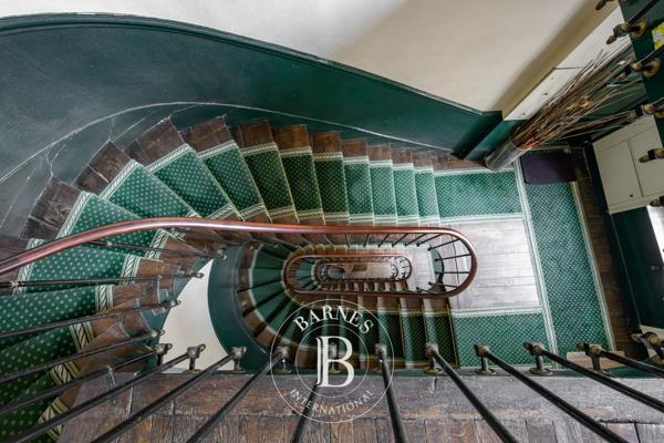 Paris 1er, Appartement 1 Chambre -  52 m² à vendre