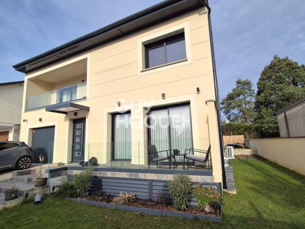 Proche gare écoles et commerces