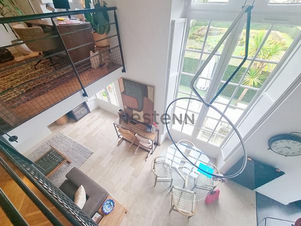 COUP DE COEUR - TOURS CENTRE CATHEDRALE - TRIPLEX 6 PIECES 151.04 m2 - 4 CHAMBRES - DOUBLE STATIONNEMENTS - JARDIN PRIVE