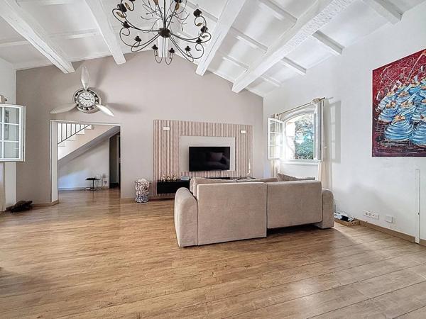 Maison avec studio annexe