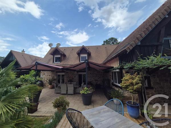 Maison à vendre  8 pièces - 262,70 m 2   CHAMPSECRET  - 61