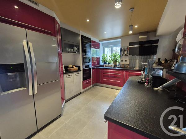 Maison à vendre  8 pièces - 262,70 m 2   CHAMPSECRET  - 61