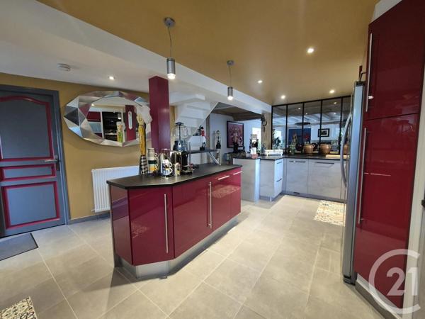 Maison à vendre  8 pièces - 262,70 m 2   CHAMPSECRET  - 61