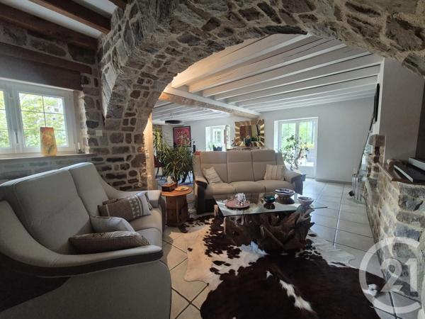 Maison à vendre  8 pièces - 262,70 m 2   CHAMPSECRET  - 61