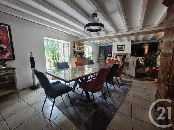 Maison à vendre  8 pièces - 262,70 m 2   CHAMPSECRET  - 61
