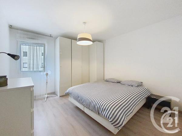 Appartement F3 à vendre  3 pièces - 68 m 2   ROUEN  - 76